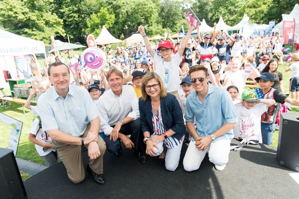 Am 13.06.2019 besuchte Bundesministerin Maria Patek den Danube Day in Wien.