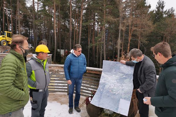 Baustellenbesuch zu den umgesetzten Maßnahmen des Schutzprojektes Mösererbach