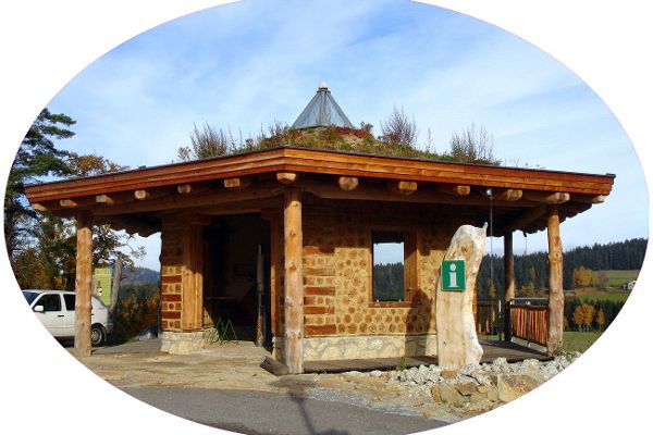 Natur-Geheimnis-Pfad "WaldReich": Pavillon