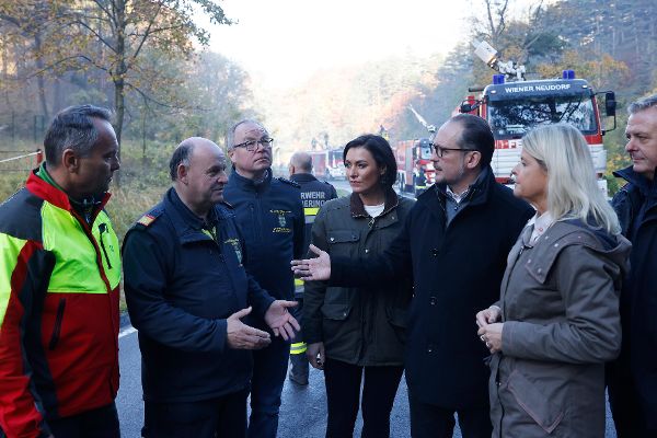 Größter Waldbrand des Jahres in Österreich in Hirschwang an der Rax