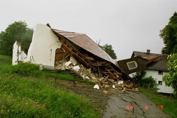 Landslide on the Rindberg destroys a house