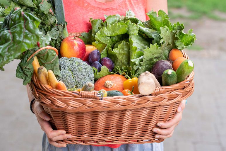 Ab-Hof-Obst- und Gemüseverkauf
