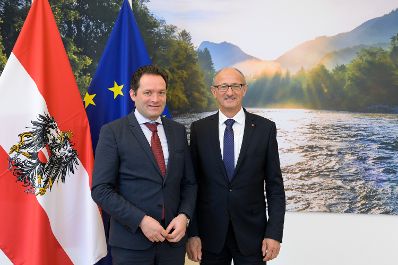 Am 10.11.2022 empfing Bundesminister Norbert Totschnig Tirols Landeshauptmann Anton Mattle in Wien.