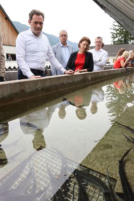Bundesminister Norbert Totschnig besuchte das Bundesamt f&uuml;r Wasserwirtschaft in Scharfling/Mondsee.