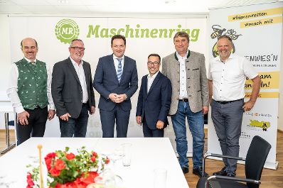 Landwirtschaftsminister Norbert Totschnig besuchte das Maschinenring Agrarinnovationszentrum