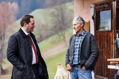 Am 09.12.2022 besuchte Bundesminister Norbert Totschnig, im Rahmen der Versorgungssicherheitstour, land- und forstwirtschaftliche Betriebe sowie BranchenvertreterInnen in Tirol