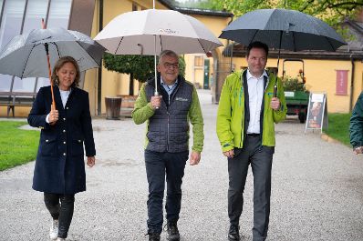 Alle 2 Jahre werden die Waldchampions in Salzburgs Schulen gesucht. Herr Bundesminister Totschnig besuchte die Stationen um sich vor Ort einen Eindruck zu machen.