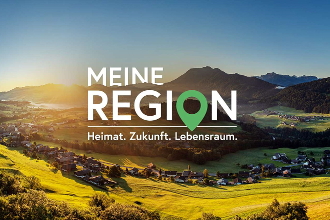 Landschaft mit dem Logo: Meine Region - Heimat. Zukunft. Lebensraum.